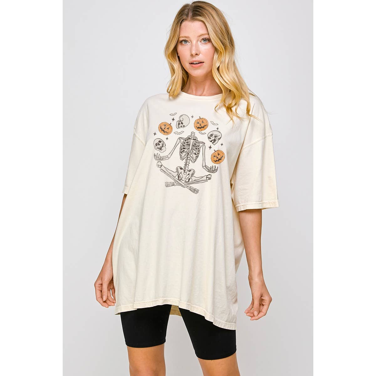 Skelton Halloween Vintage Graphic Oversized Tee