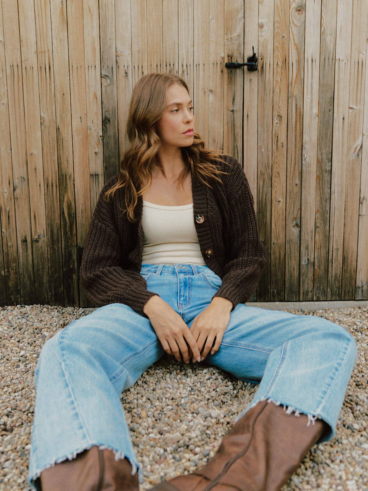 High Rise Raw Hem Paneied Seams Barrel Jeans