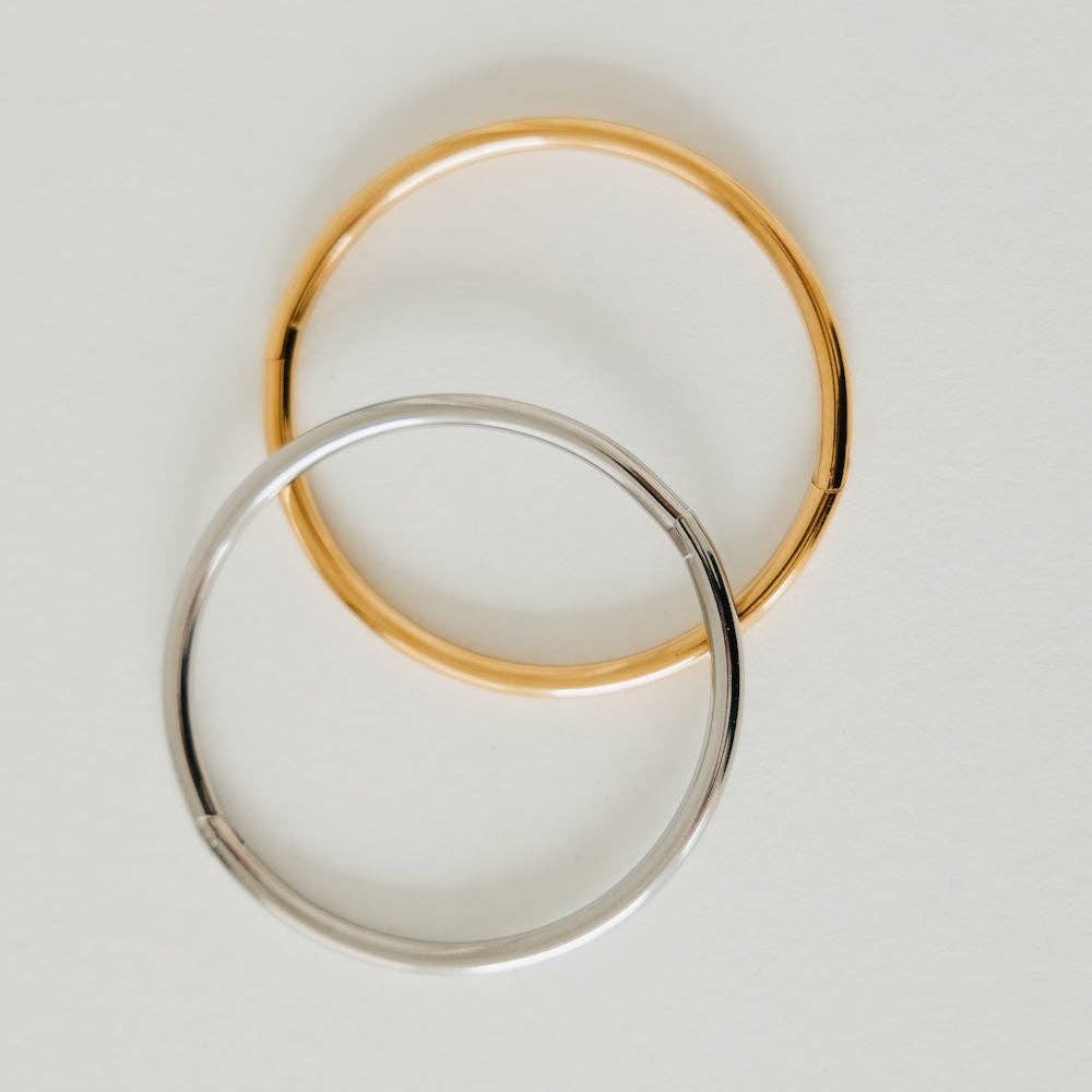 Timeless and Chic Bangle Bracelet - WATERPROOF