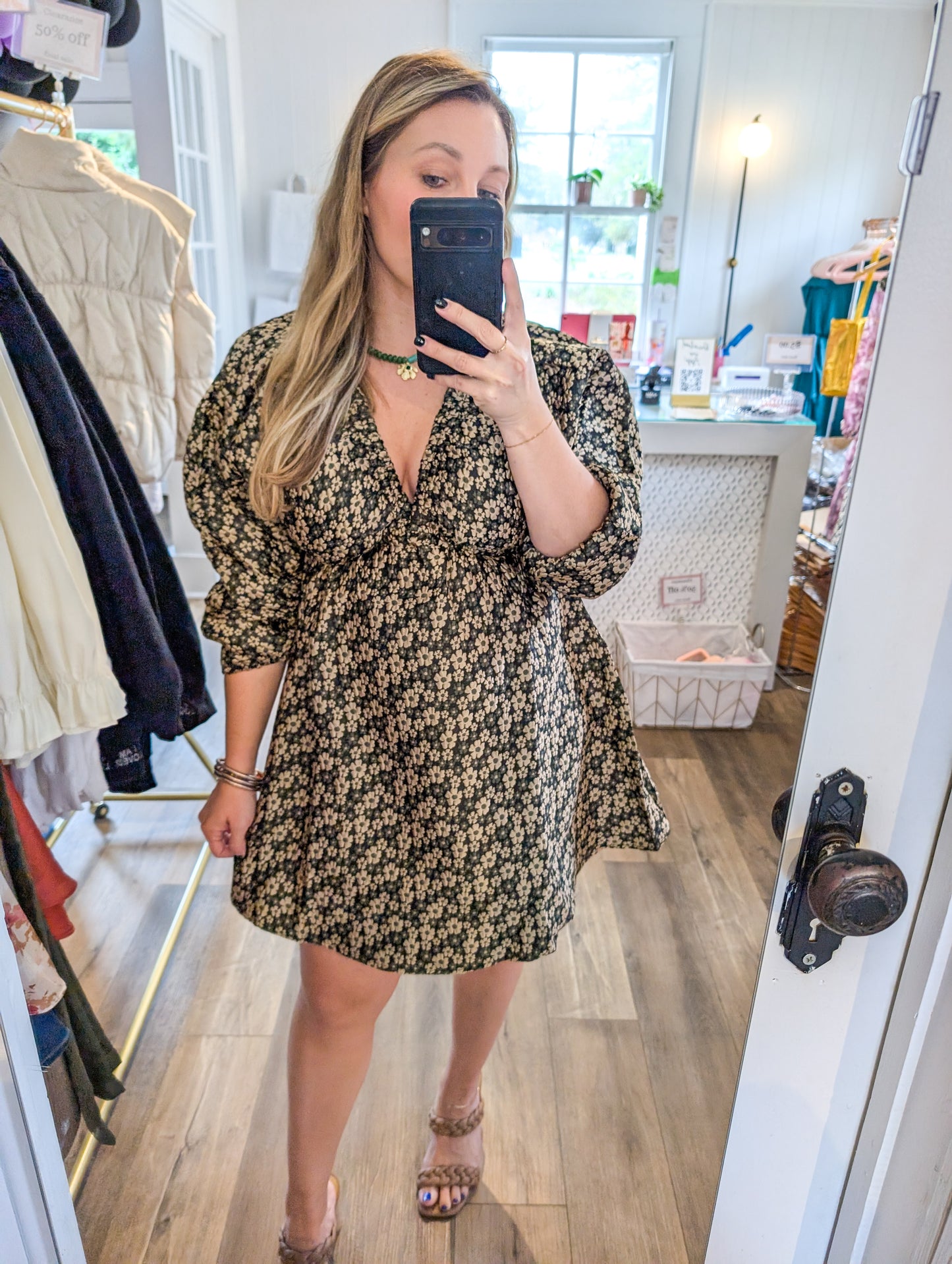 *FINAL SALE* Gold Daisy Jacquard Puff Sleeve Dress